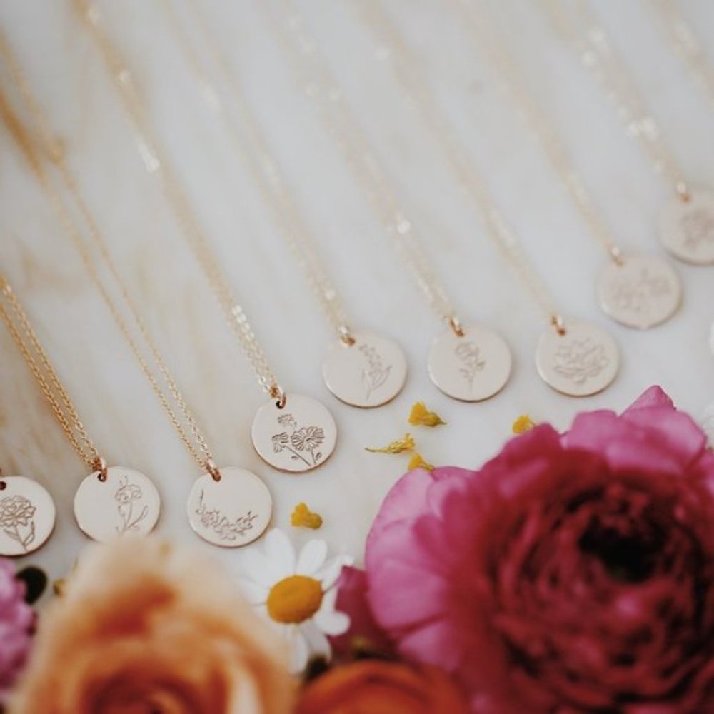 April Daisy Bohemian Birth Flower Charm Necklace - Picture 7 of 14